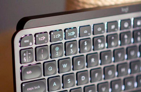 Обзор Logitech MX Keys Mini: идеальной беспроводной клавиатуры для работы с текстом